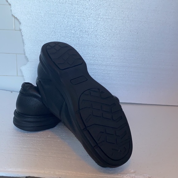 Craft and borrow shoes - Picture 2 of 3